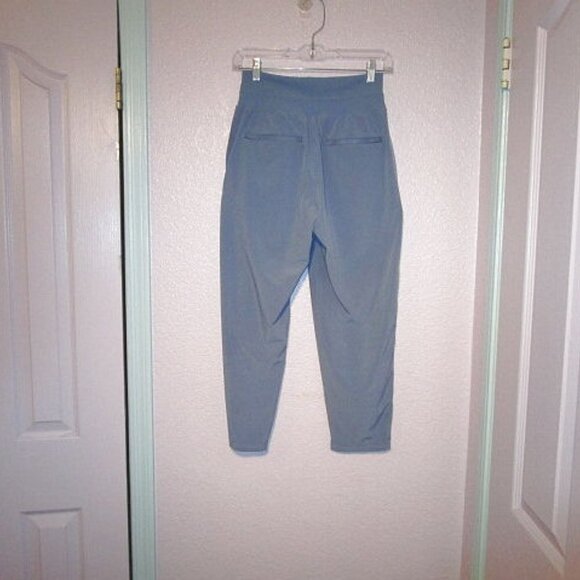 Athleta NOLITA Slim TAPERED Crop Size 4 PANTS Pull On STRETCH Travel UPF Pockets - Picture 7 of 12